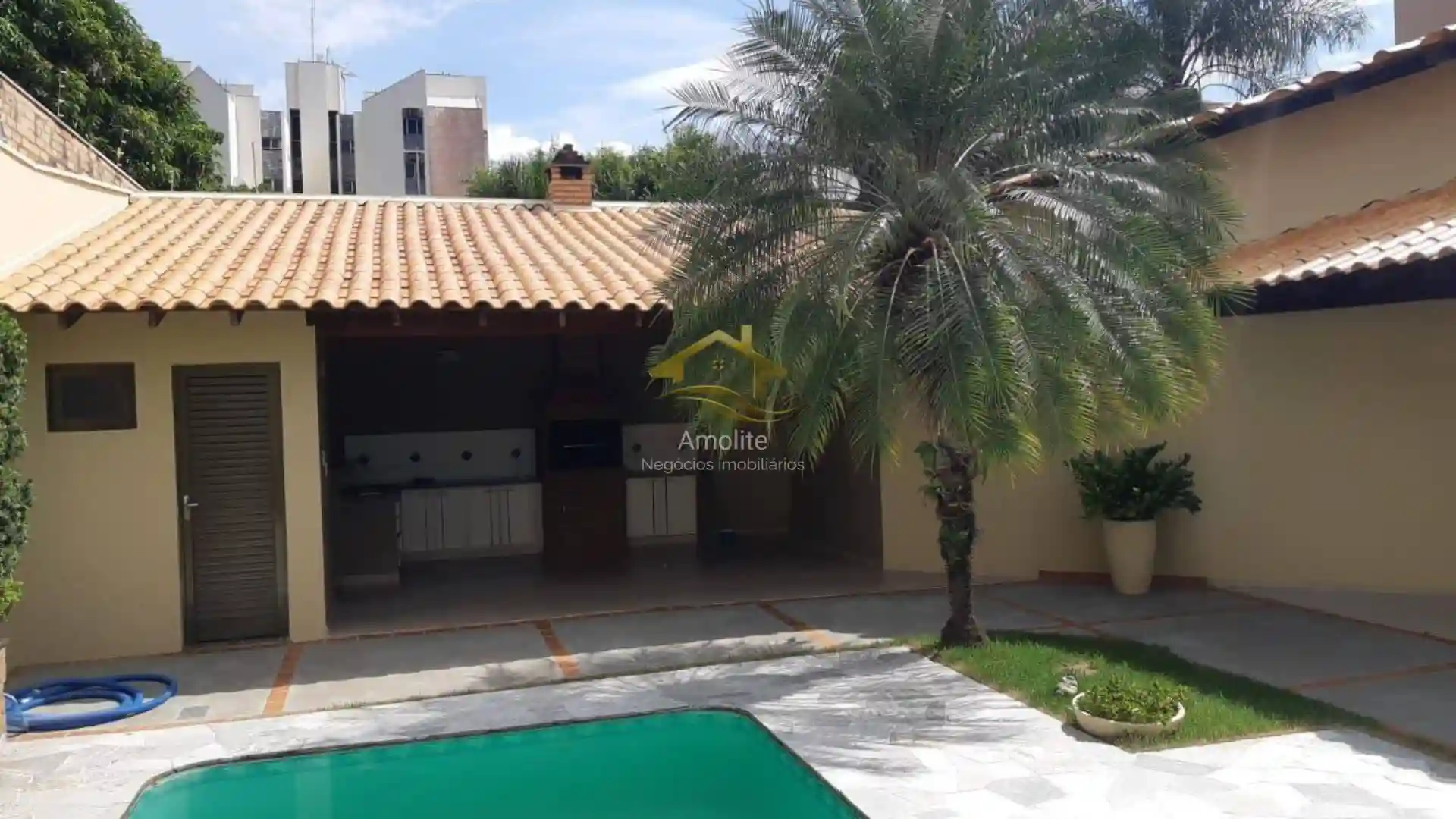 Casa com 3 quartos à venda, 260m² — foto 19 de 20