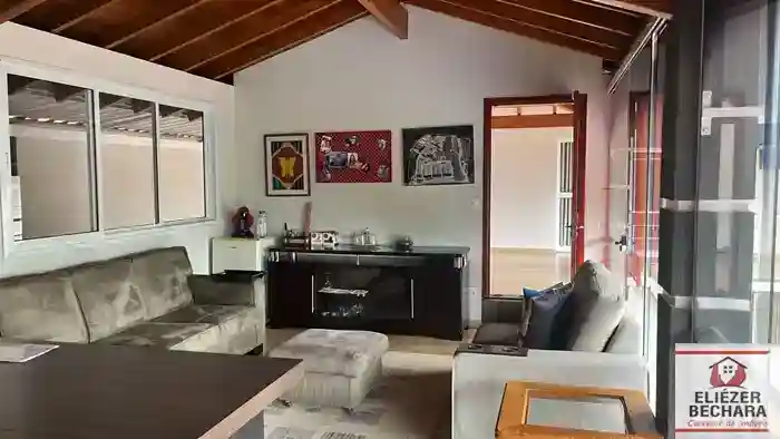 Casa à venda — foto 18 de 37