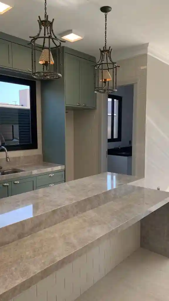 Casa de Condomínio com 3 quartos à venda, 230m² — foto 7 de 30
