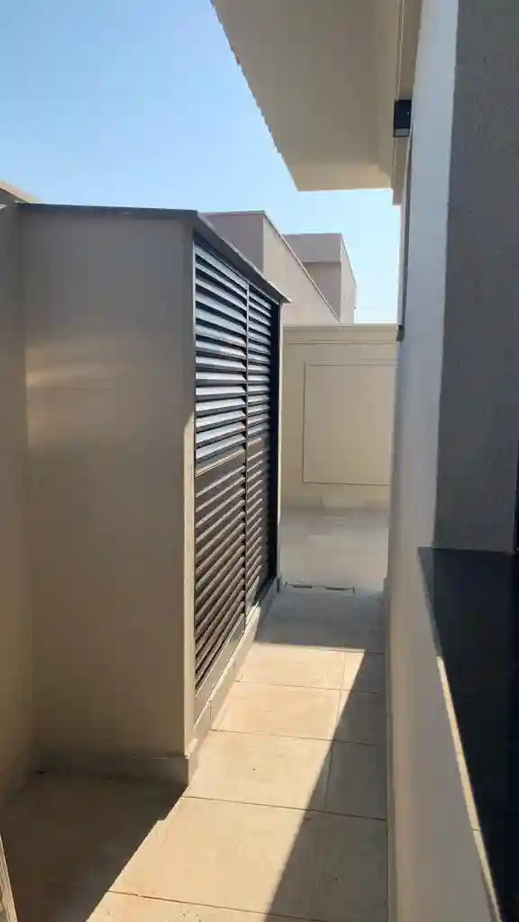 Casa de Condomínio com 3 quartos à venda, 230m² — foto 18 de 30