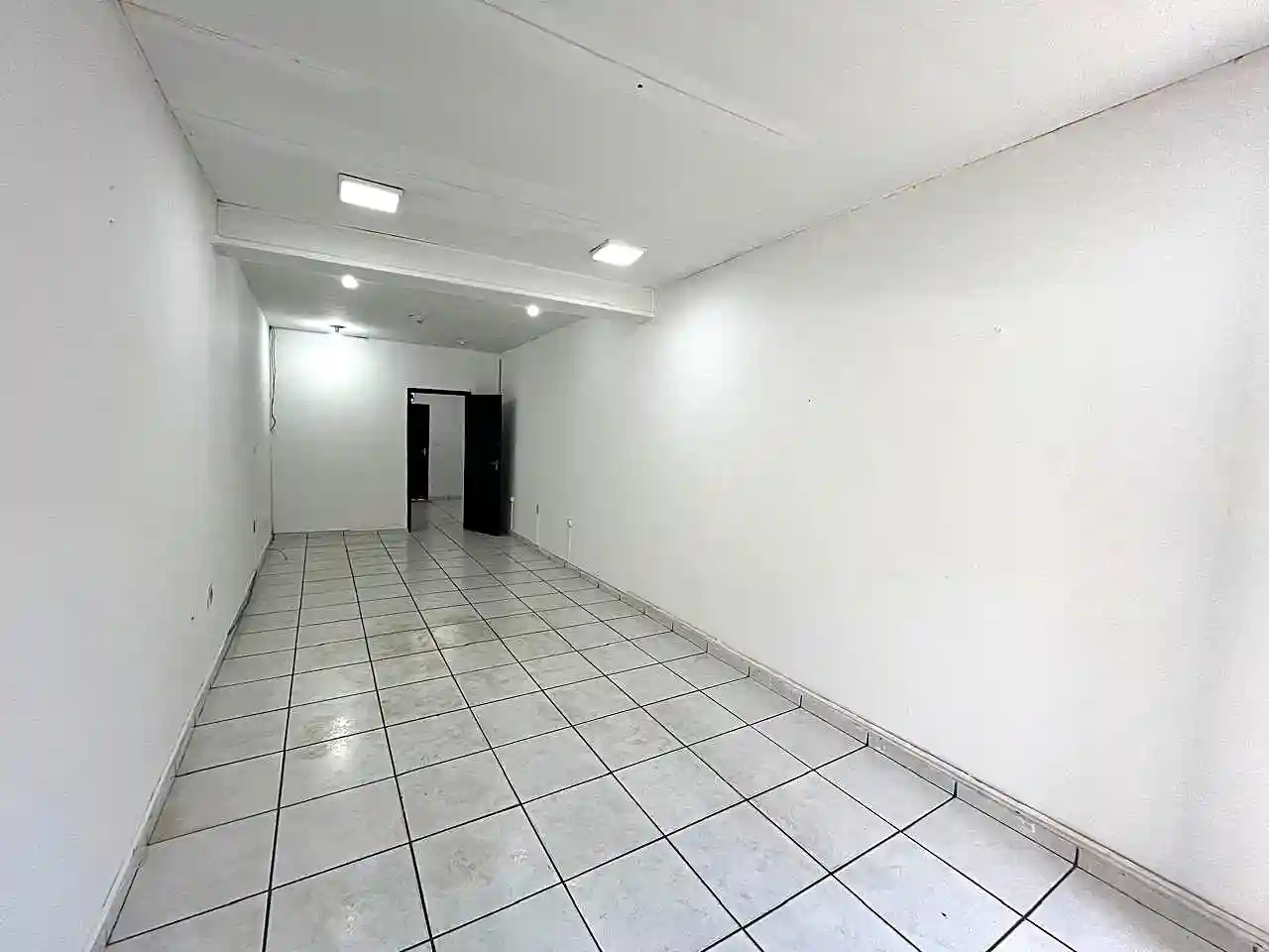 Loja / Salão / Ponto Comercial  para aluguel, 40m² — foto 6 de 10