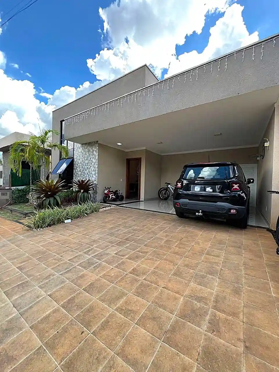 Casa de Condomínio com 3 quartos à venda, 275m² — foto 1 de 14
