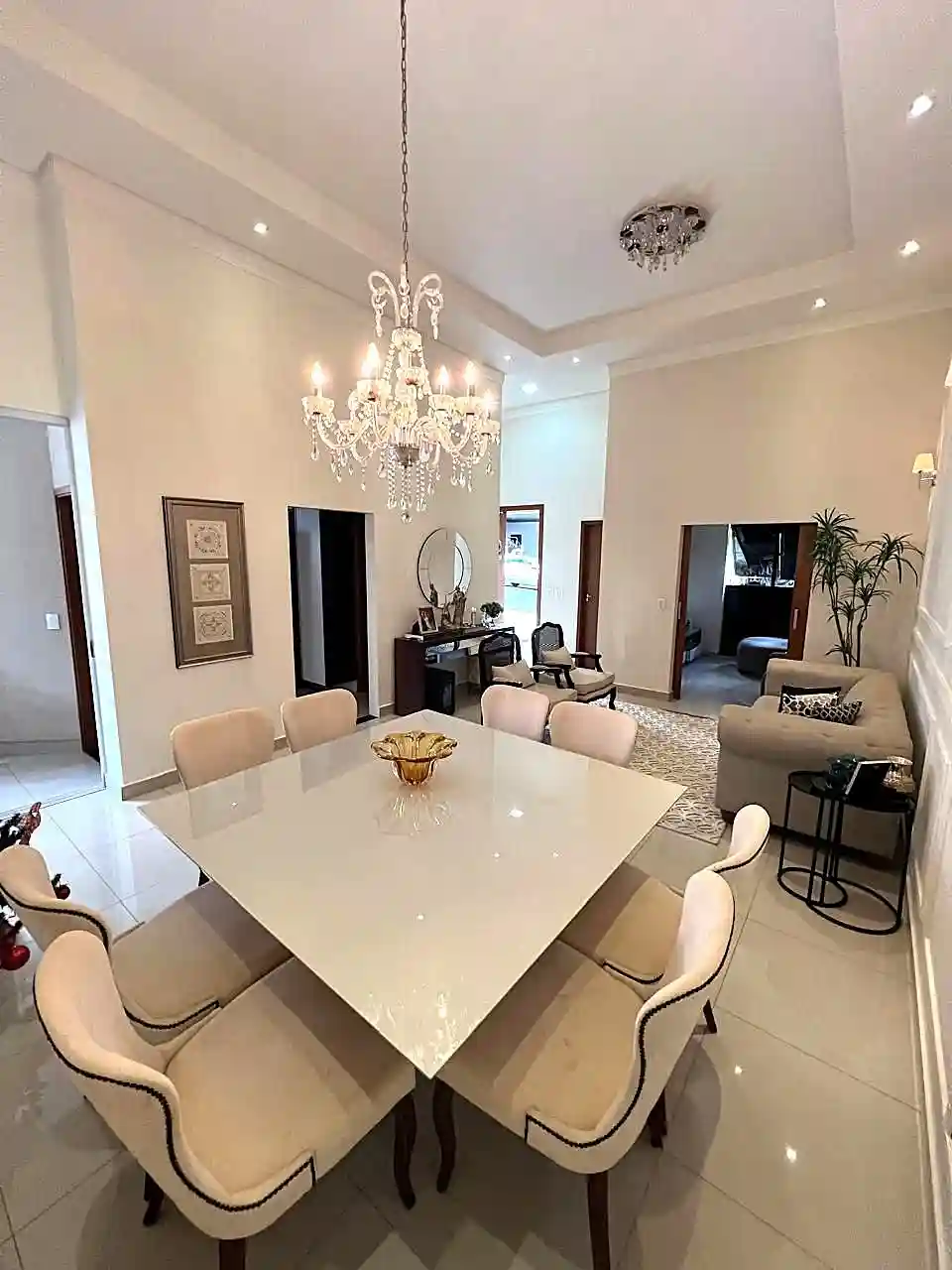 Casa de Condomínio com 3 quartos à venda, 275m² — foto 2 de 14