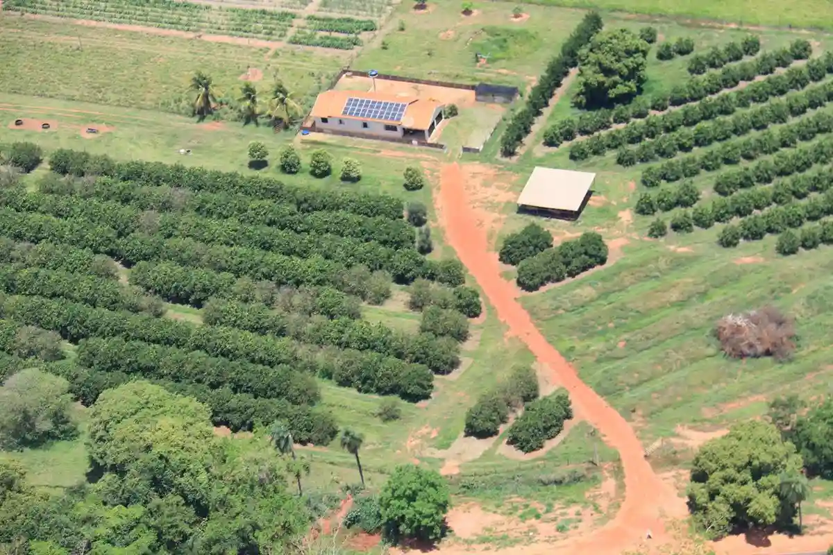 Fazenda / Sítio / Chácara  à venda, 144m² — foto 1 de 15