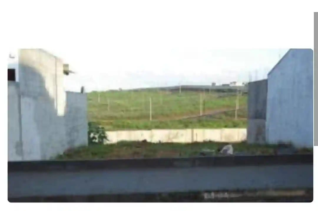Terreno / Lote / Condomínio  à venda, 200m² — foto 1 de 1