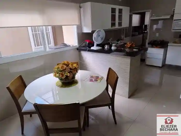 Casa de Condomínio com 3 quartos à venda, 165m² — foto 10 de 47
