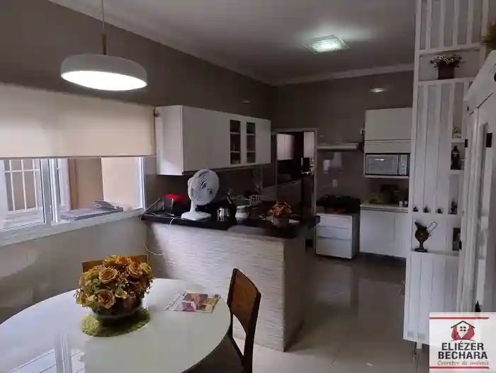 Casa de Condomínio com 3 quartos à venda, 165m² — foto 9 de 47
