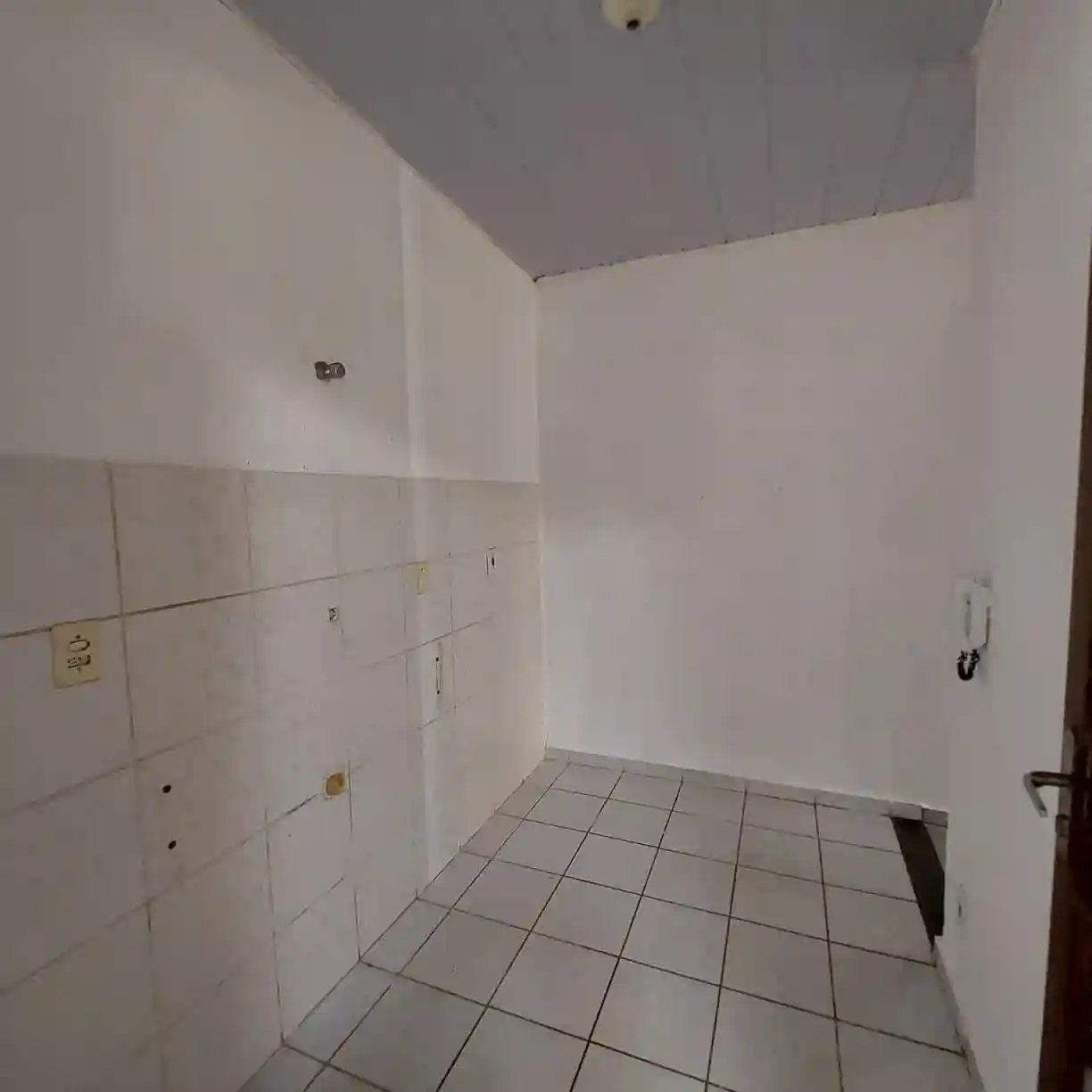 Casa com 3 quartos à venda, 80m² — foto 9 de 13