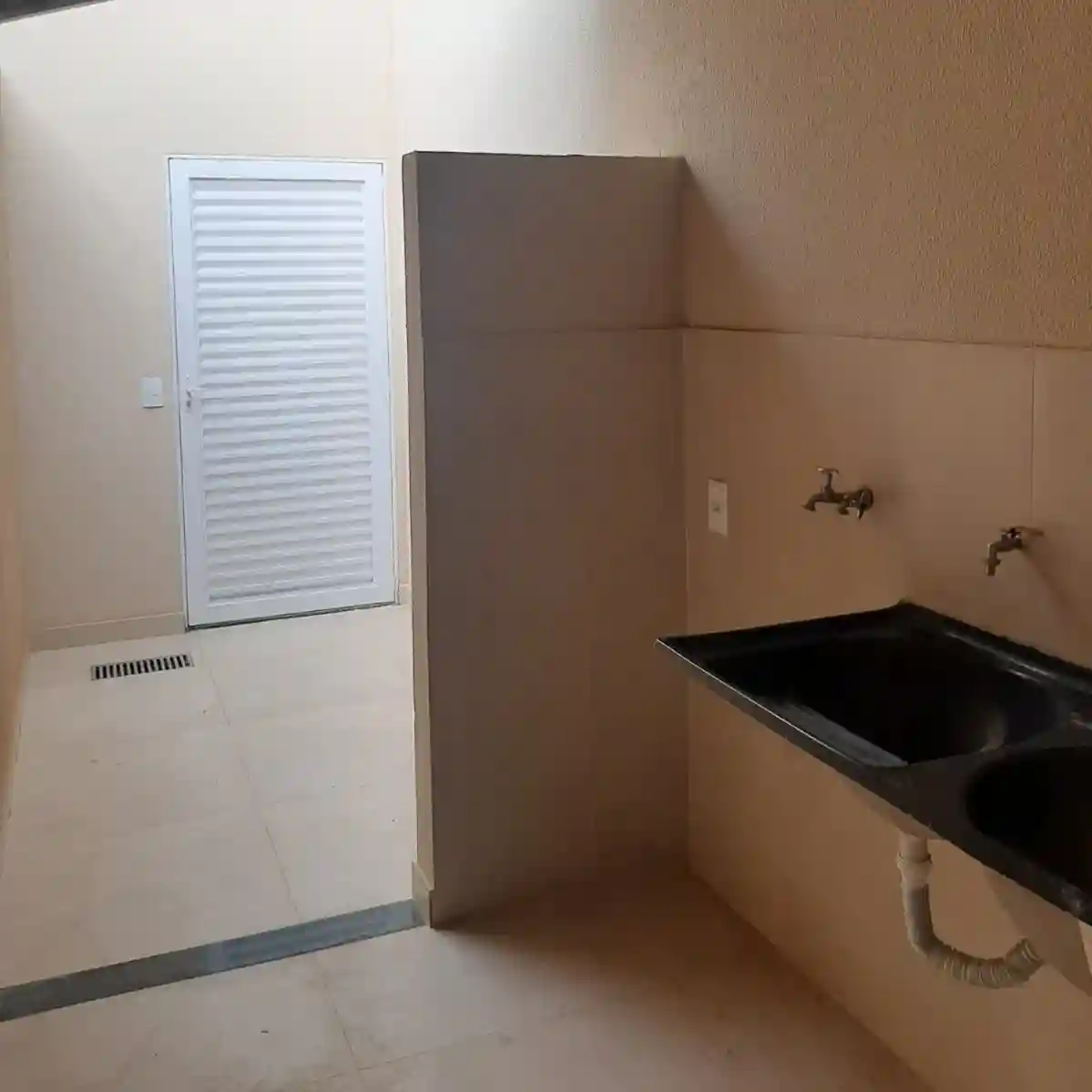 Casa com 2 quartos à venda, 117m² — foto 15 de 16