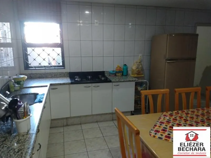 Casa à venda — foto 4 de 5