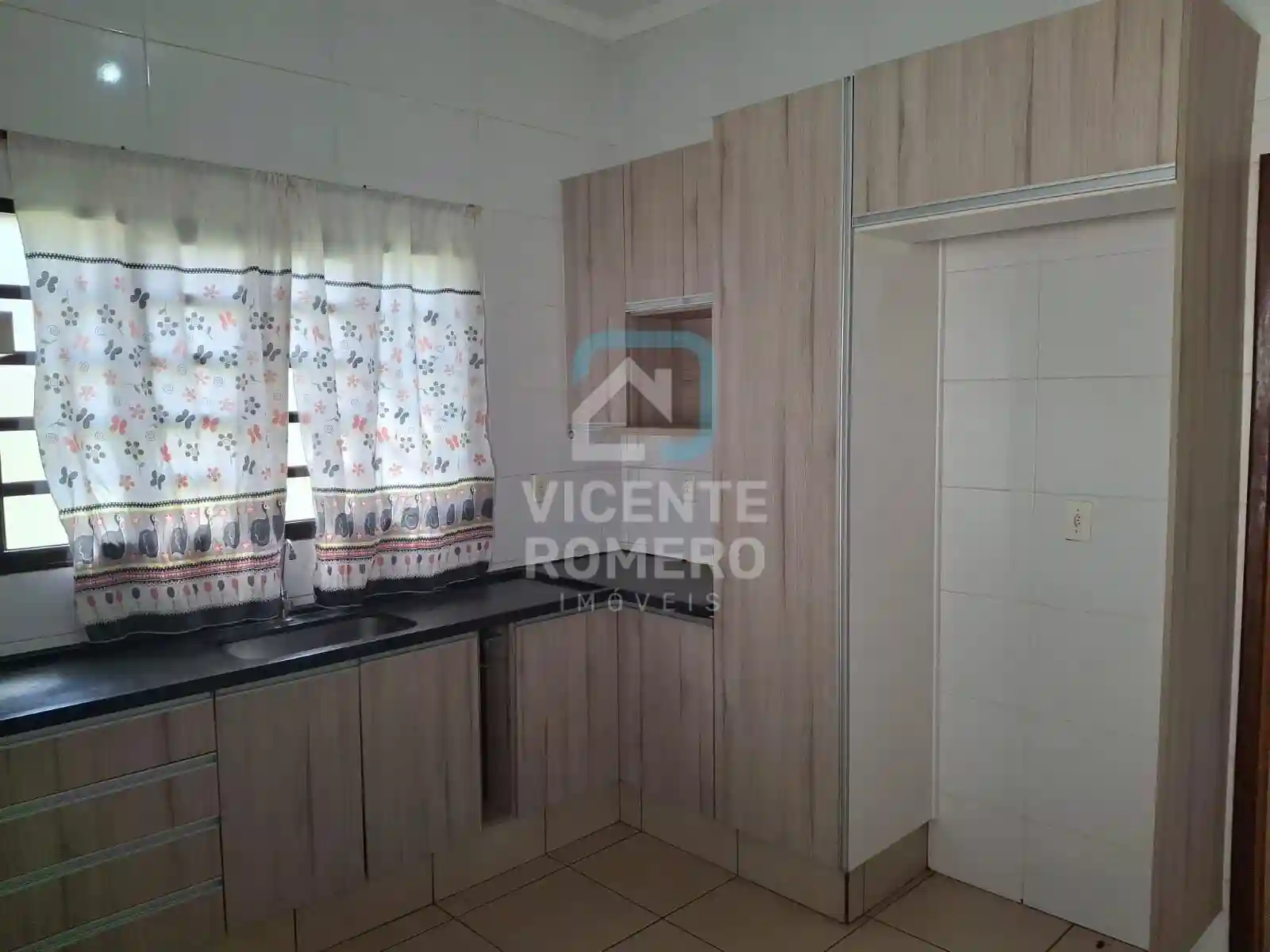 Casa com 3 quartos à venda, 200m² — foto 8 de 18