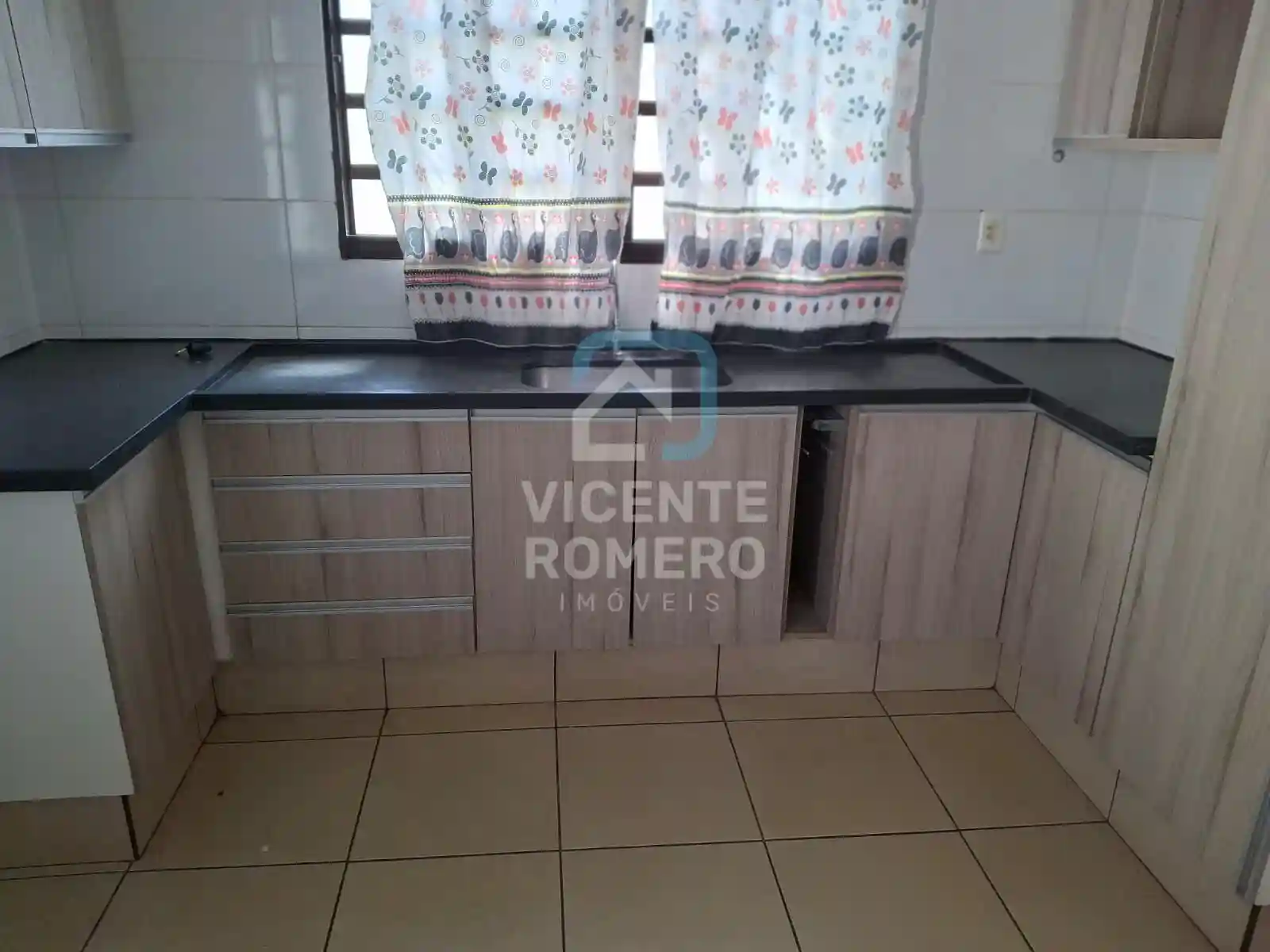 Casa com 3 quartos à venda, 200m² — foto 7 de 18