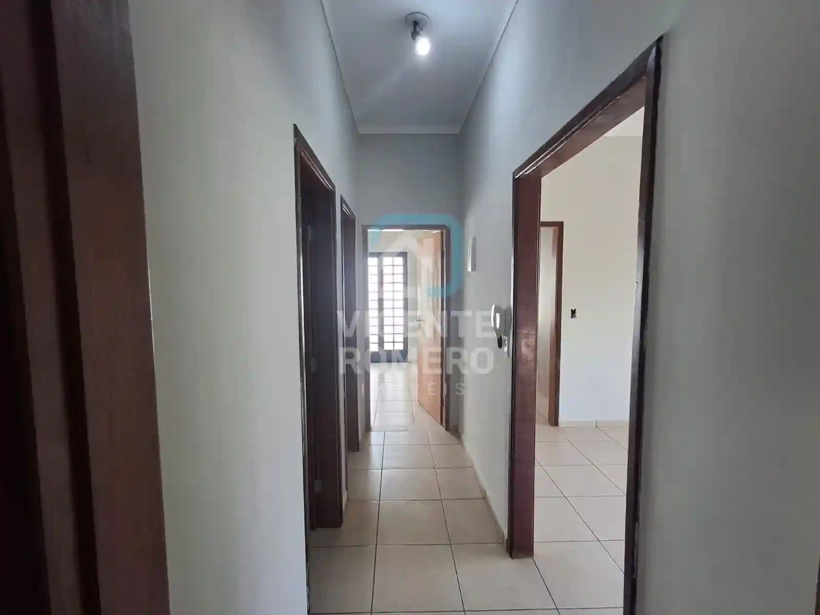 Casa com 3 quartos à venda, 200m² — foto 15 de 18