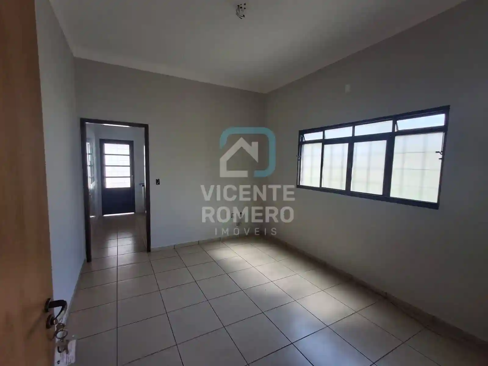 Casa com 3 quartos à venda, 200m² — foto 9 de 18