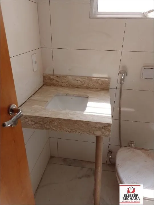 Casa à venda — foto 4 de 7