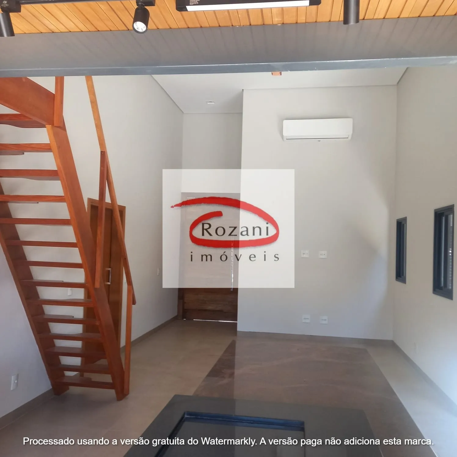 Casa de Condomínio para aluguel, 160m² — foto 3 de 16