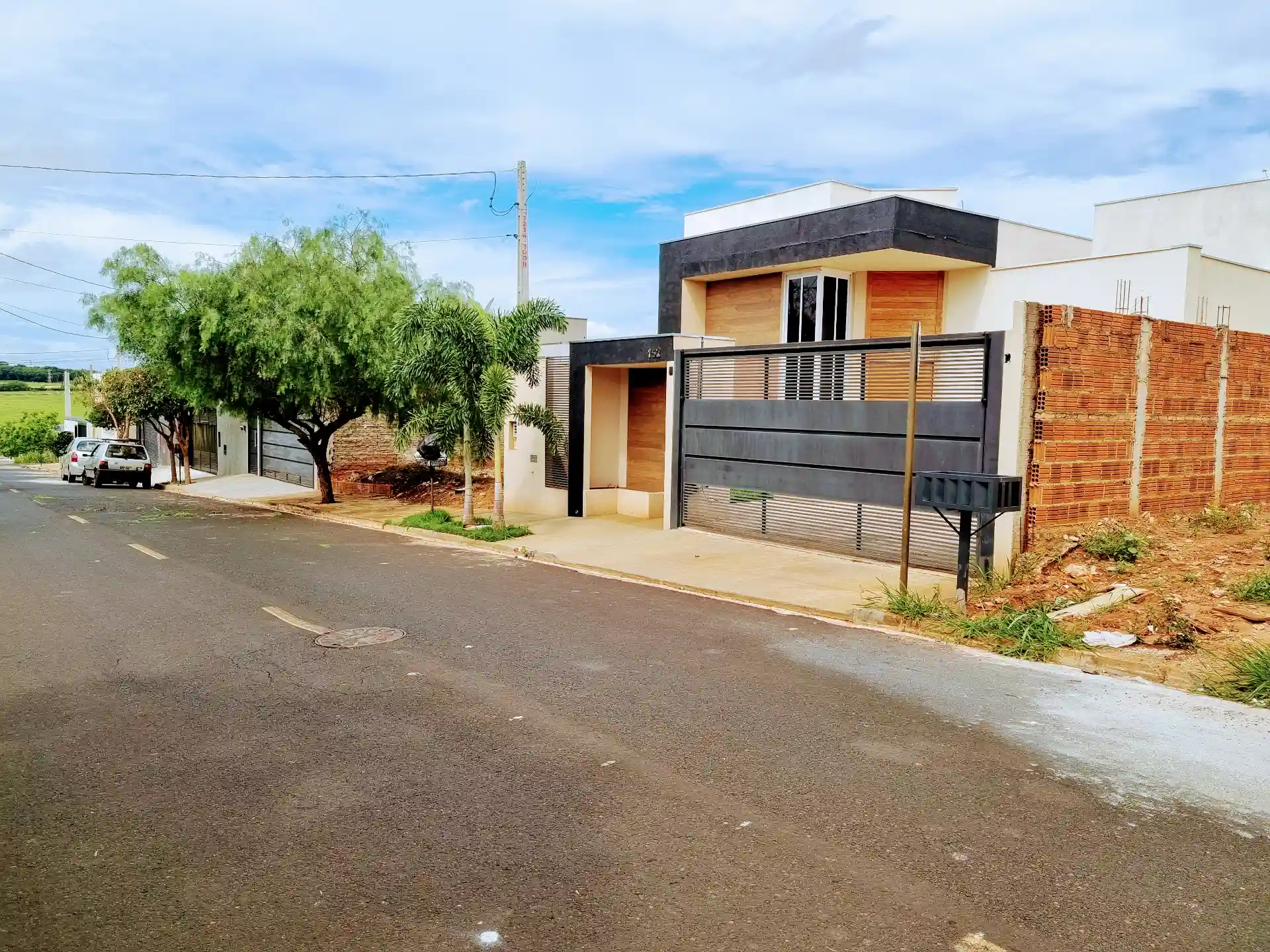 Terreno / Lote / Condomínio  à venda, 215m² — foto 4 de 6