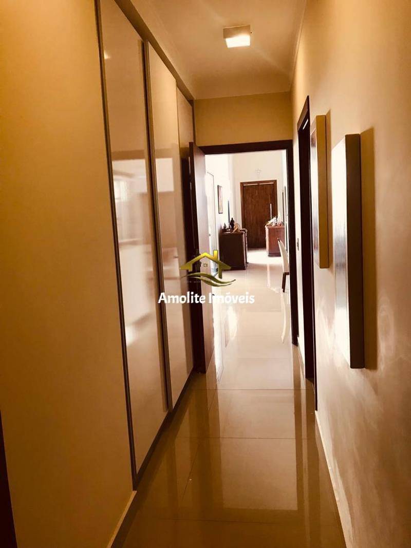 Casa de Condomínio com 3 quartos à venda, 225m² — foto 10 de 24