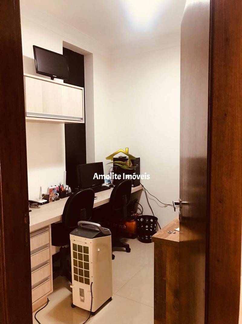 Casa de Condomínio com 3 quartos à venda, 225m² — foto 19 de 24