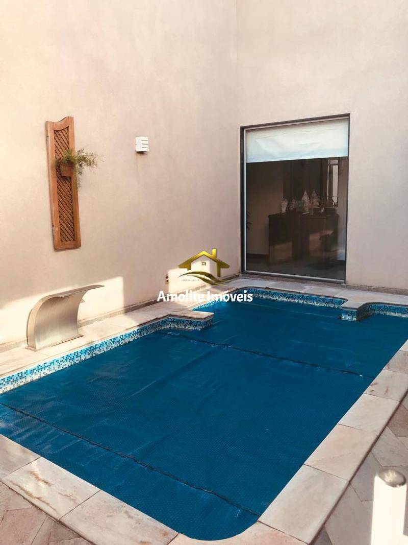 Casa de Condomínio com 3 quartos à venda, 225m² — foto 18 de 24