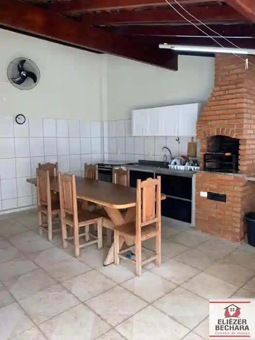 Casa com 3 quartos à venda, 190m² — foto 26 de 32