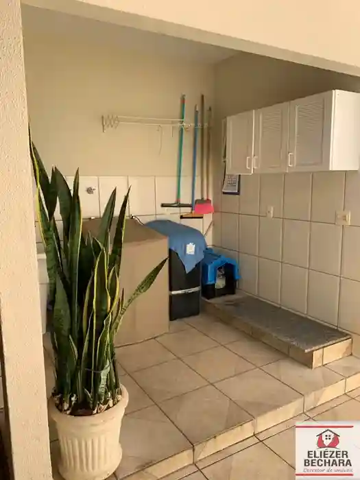 Casa com 3 quartos à venda, 190m² — foto 31 de 32