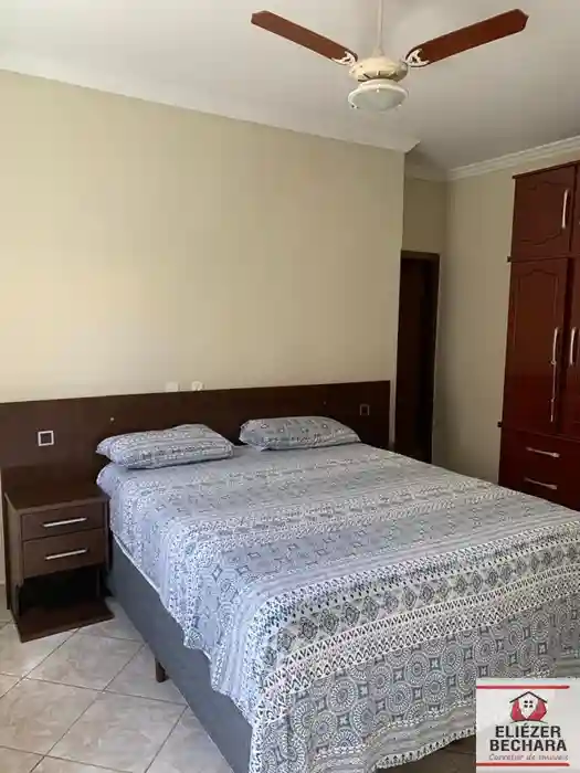 Casa com 3 quartos à venda, 190m² — foto 8 de 32