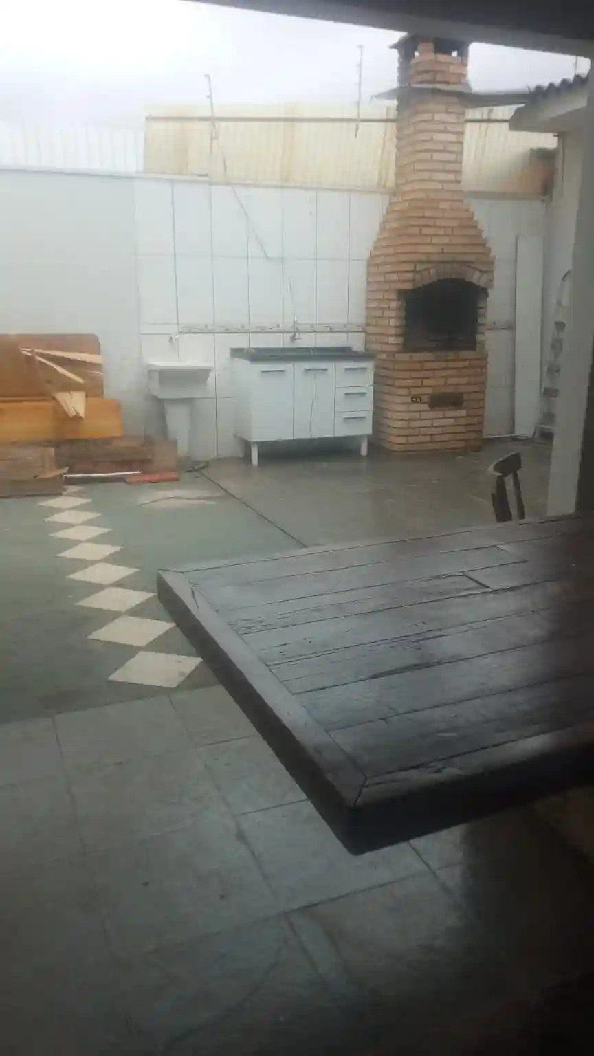 Casa com 4 quartos à venda, 190m² — foto 1 de 13
