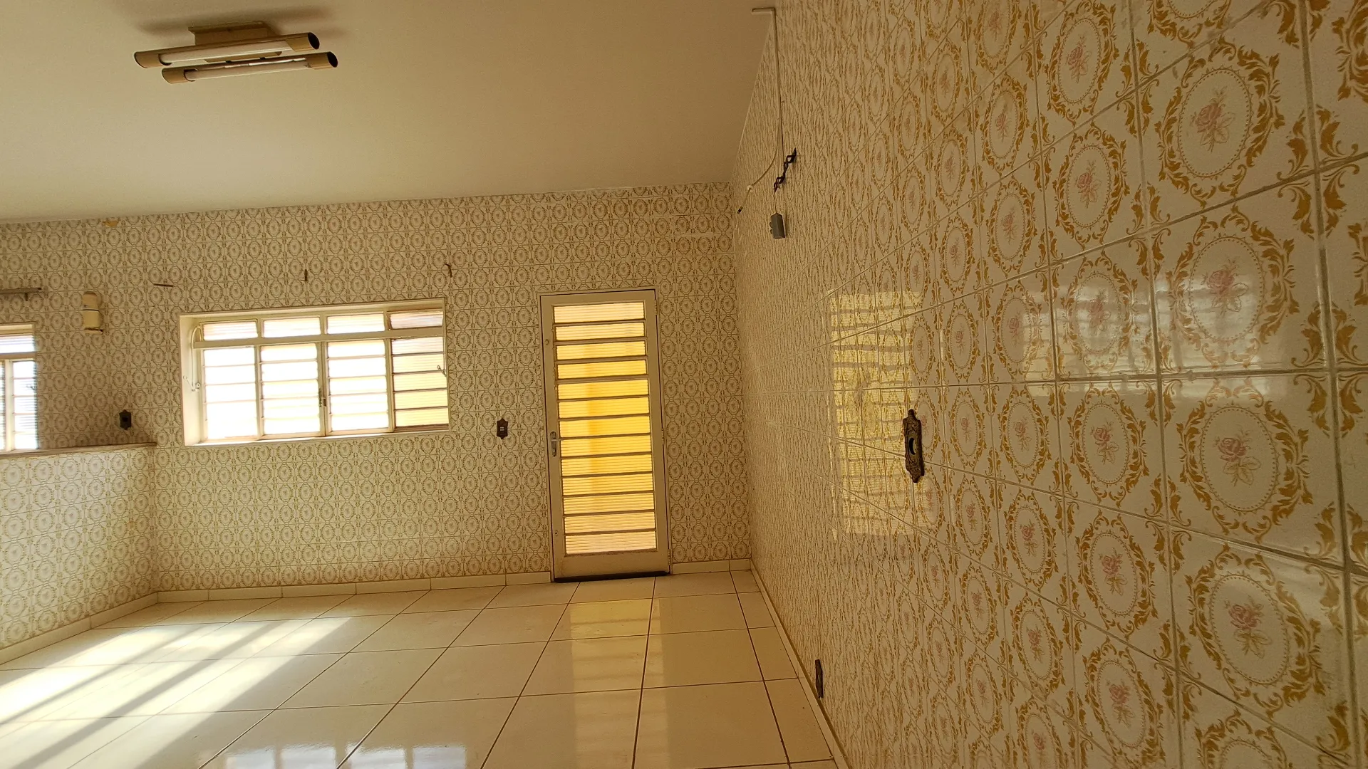 Casa com 3 quartos à venda, 420m² — foto 25 de 48