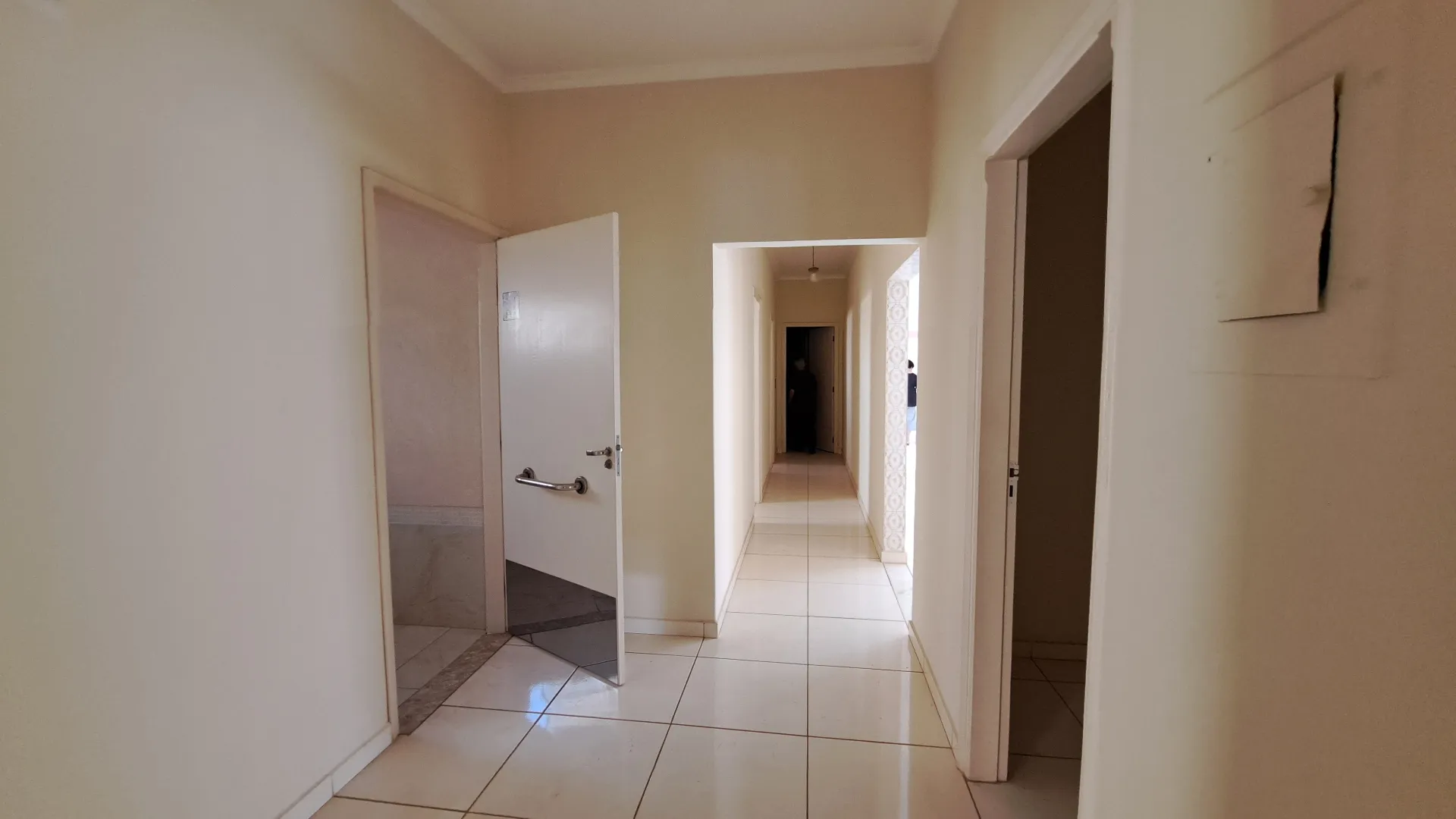 Casa com 3 quartos à venda, 420m² — foto 11 de 48