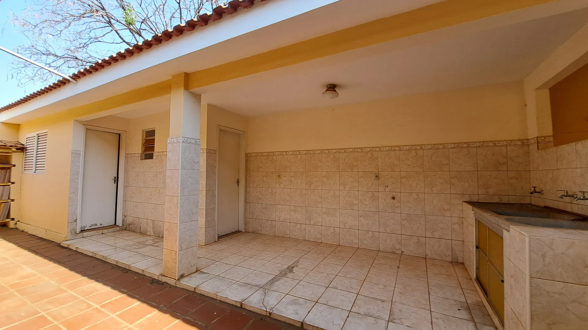 Casa com 3 quartos à venda, 420m² — foto 35 de 48