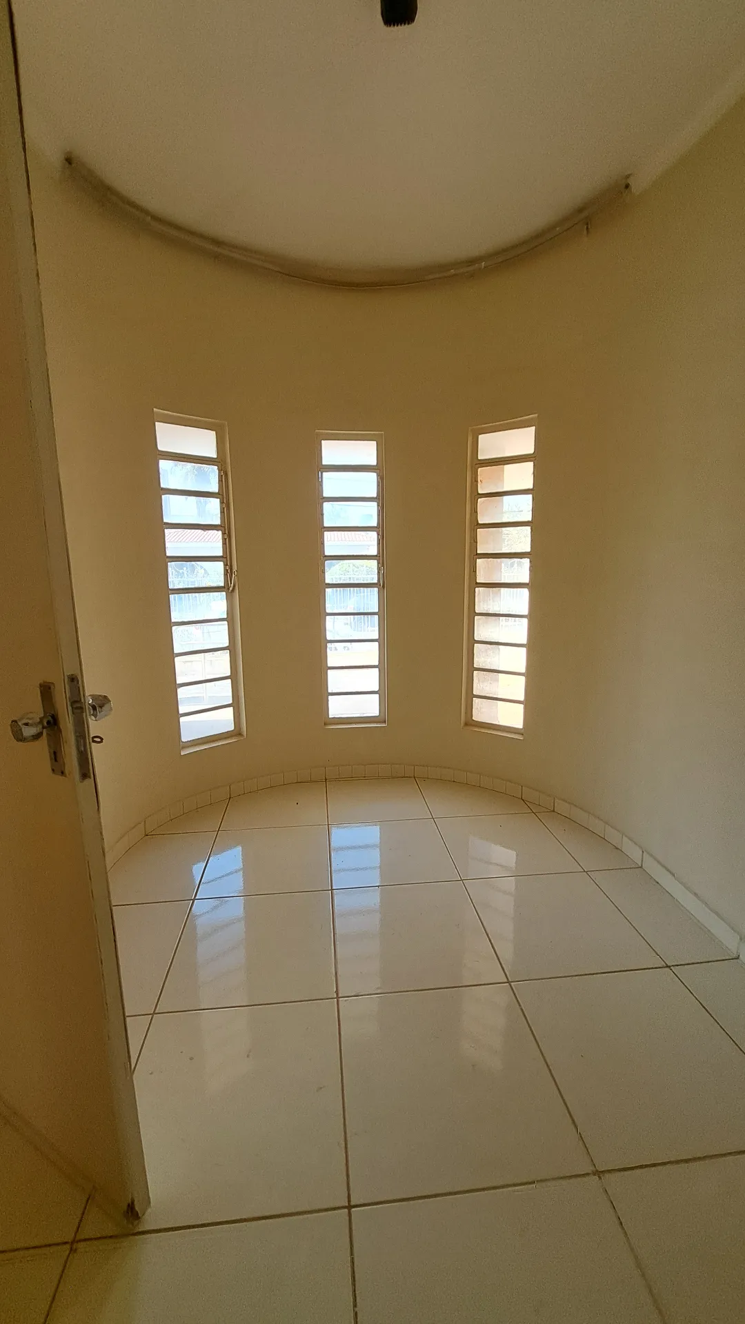 Casa com 3 quartos à venda, 420m² — foto 8 de 48