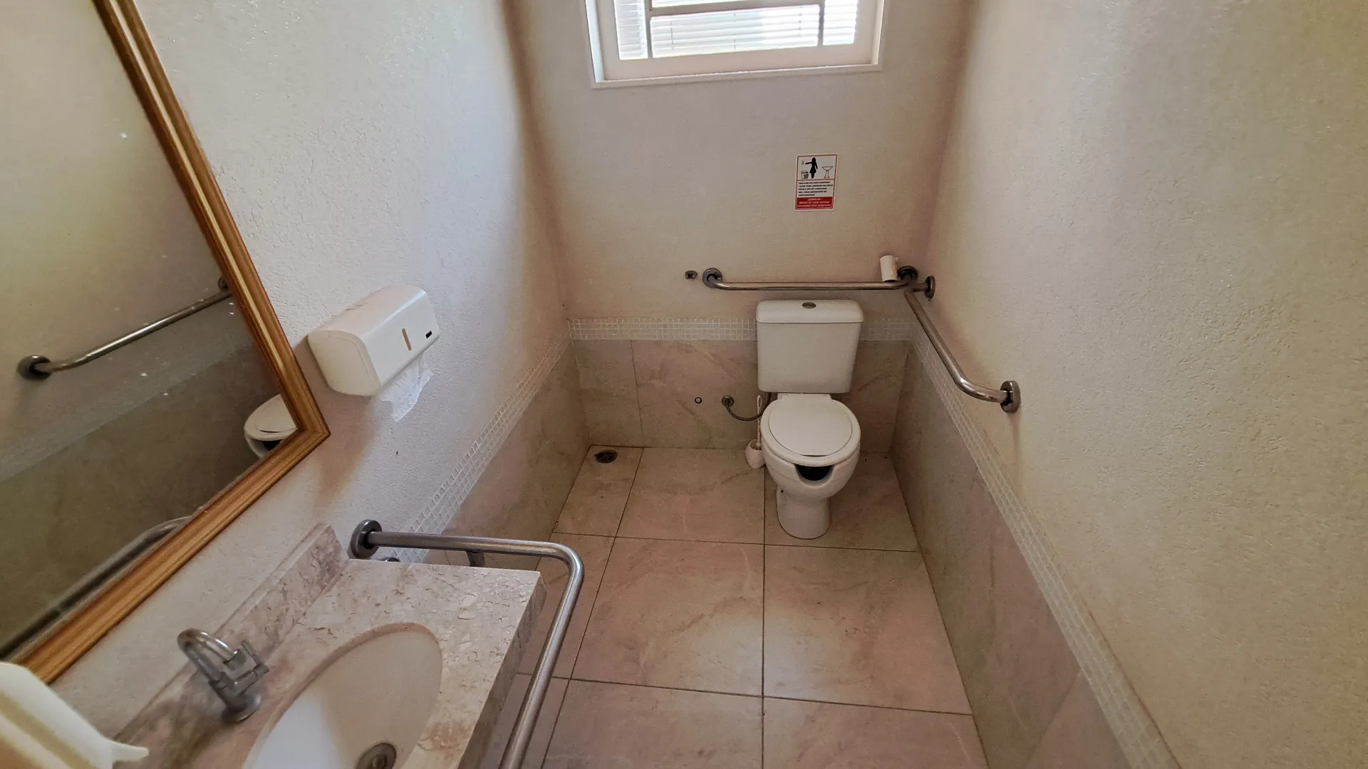 Casa com 3 quartos à venda, 420m² — foto 18 de 48