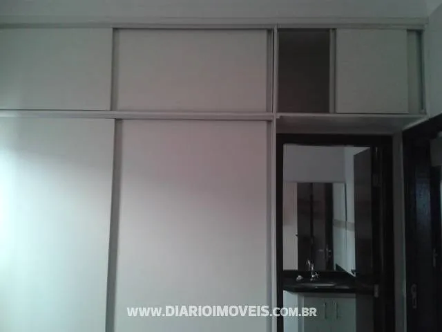 Casa de Condomínio à venda — foto 1 de 4