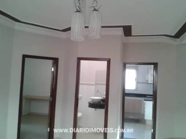 Casa de Condomínio à venda — foto 2 de 4