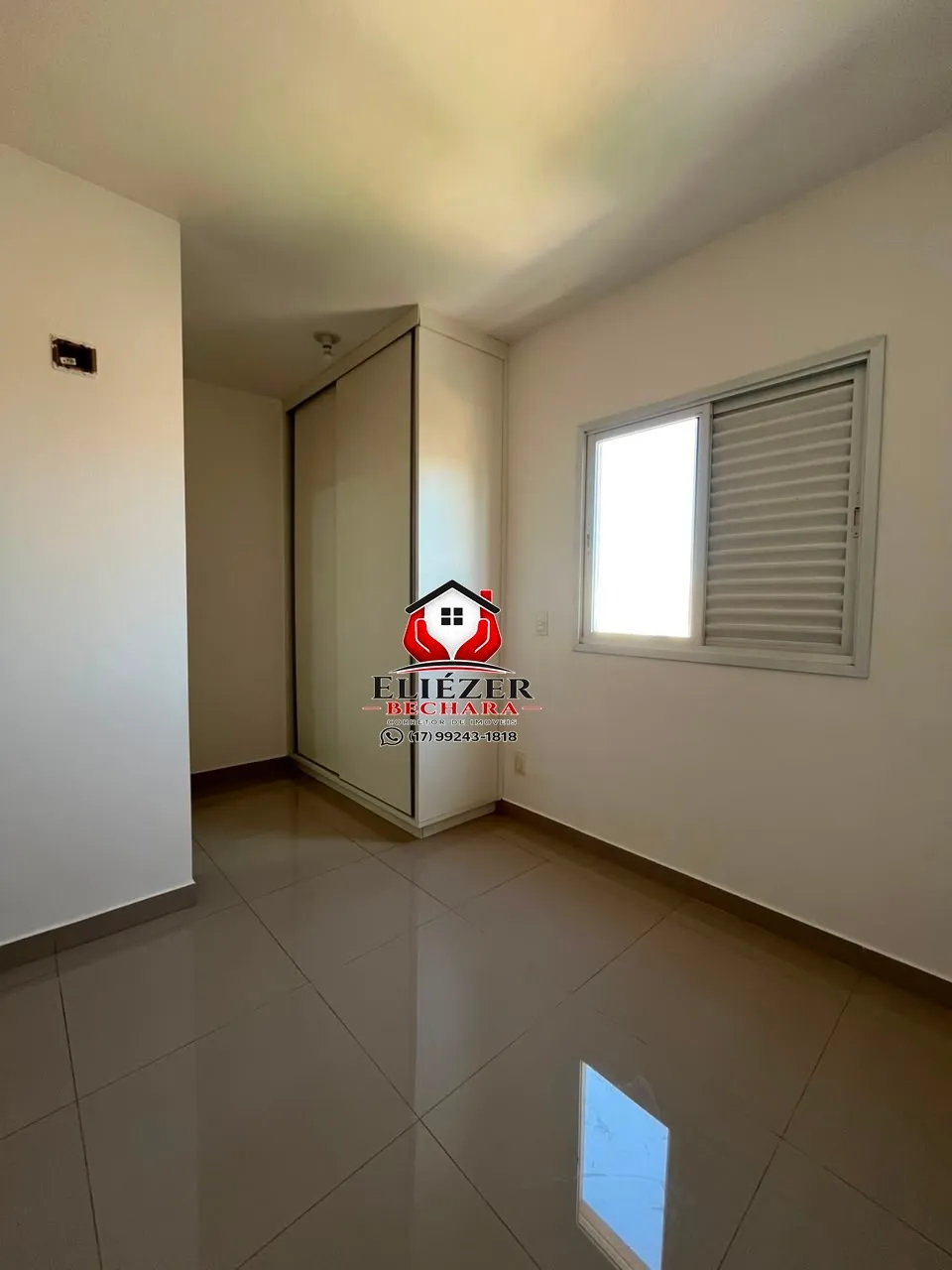 Apartamento com 3 quartos à venda, 85m² — foto 3 de 4