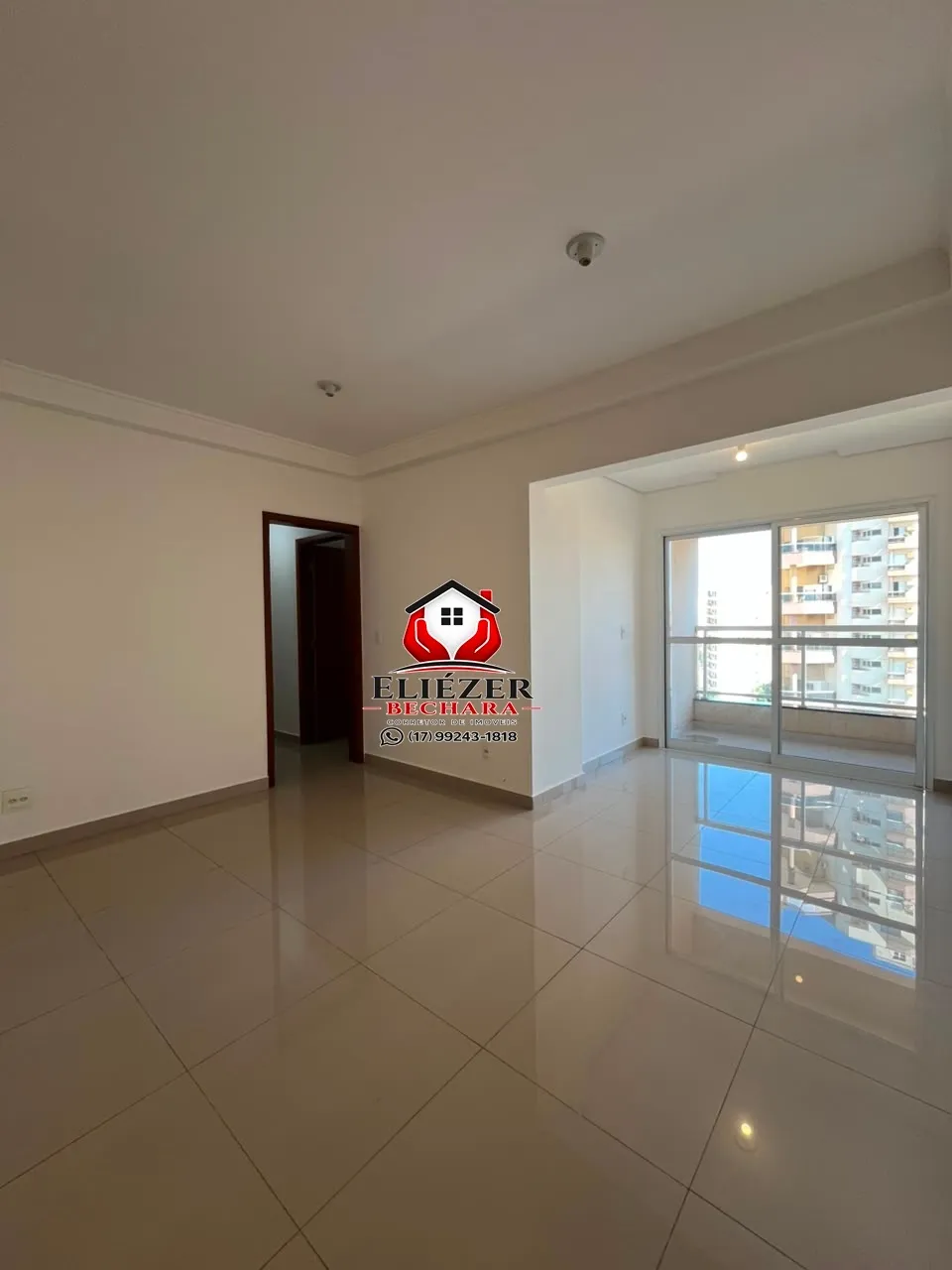 Apartamento com 3 quartos à venda, 85m² — foto 1 de 4