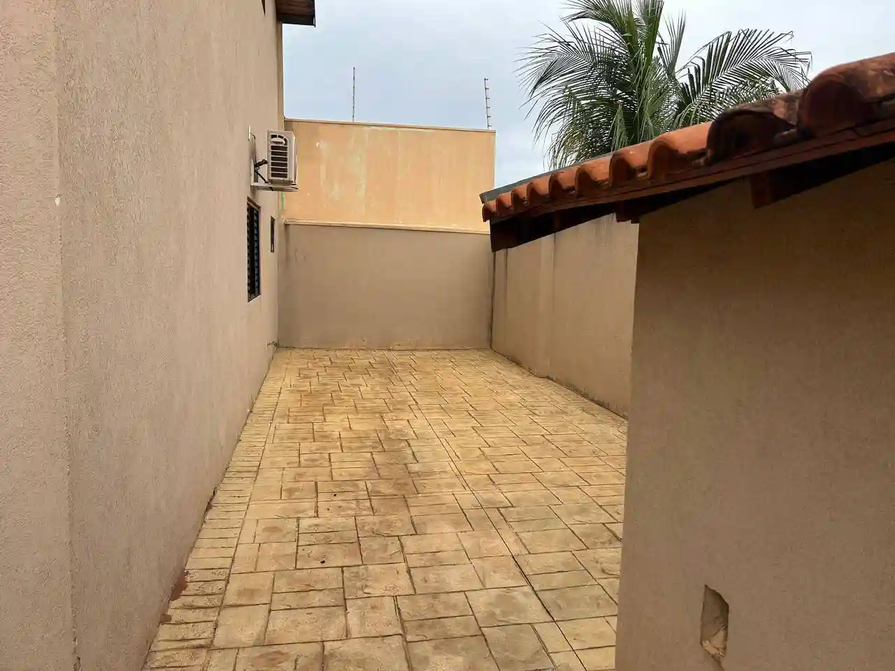 Casa com 4 quartos à venda, 360m² — foto 20 de 24