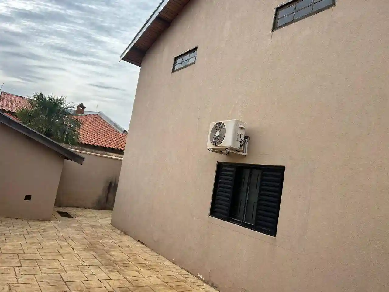 Casa com 4 quartos à venda, 360m² — foto 24 de 24