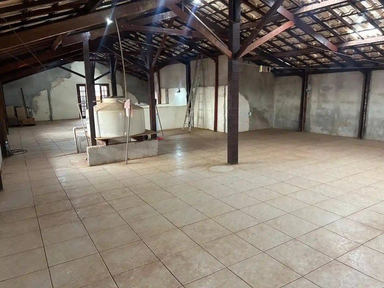 Casa com 4 quartos à venda, 360m² — foto 19 de 24