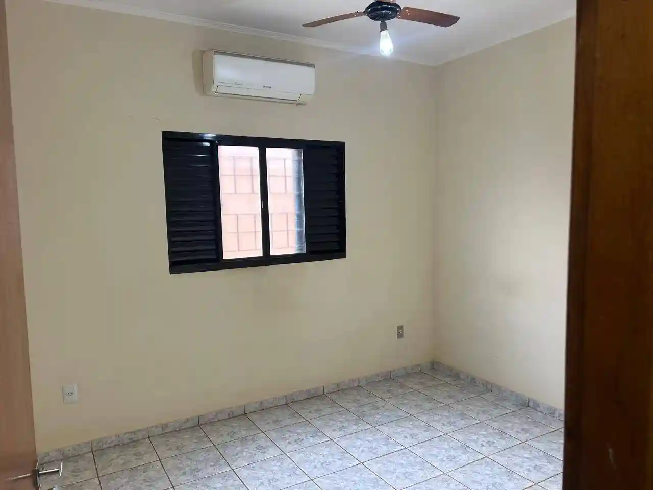 Casa com 4 quartos à venda, 360m² — foto 11 de 24