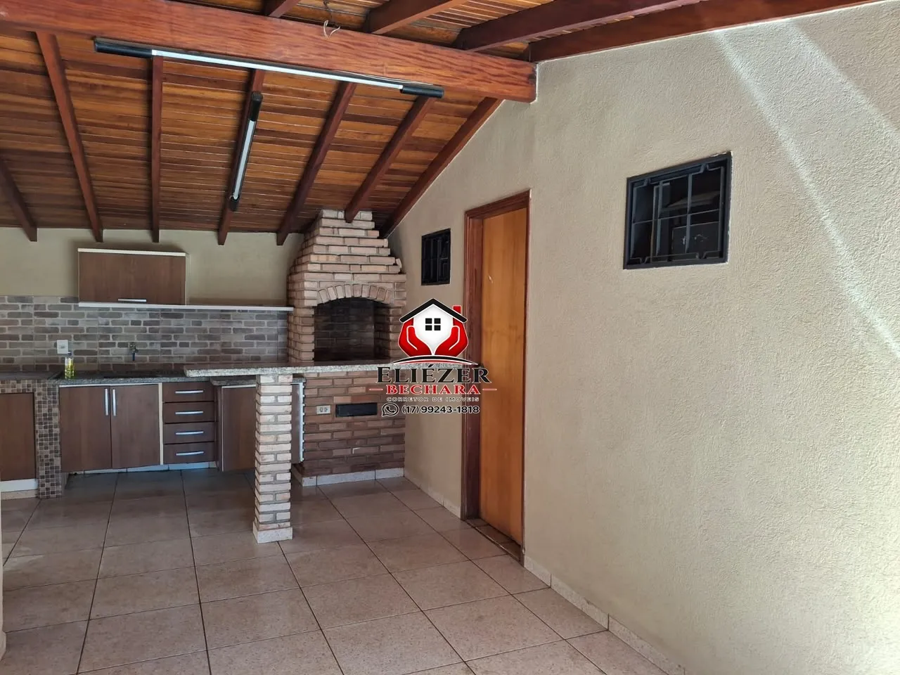 Casa com 3 quartos à venda, 180m² — foto 14 de 19