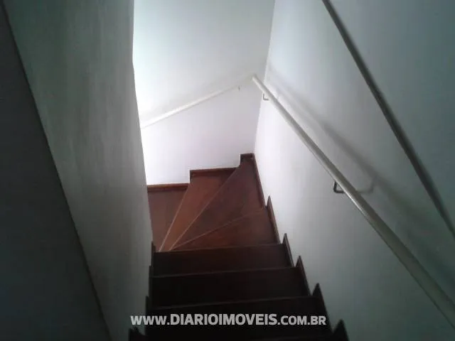 Casa de Condomínio à venda — foto 1 de 4