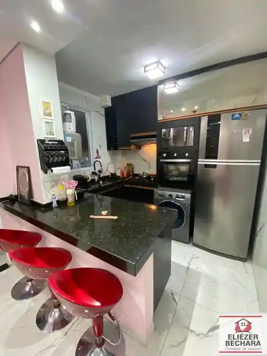 Apartamento com 2 quartos à venda, 76m² — foto 2 de 18