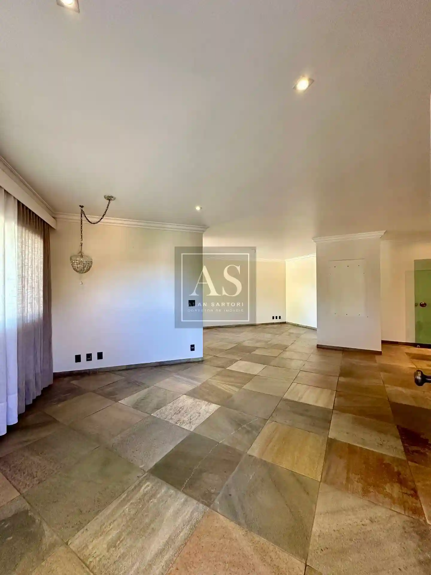 Sobrado com 4 quartos à venda, 405m² — foto 4 de 39