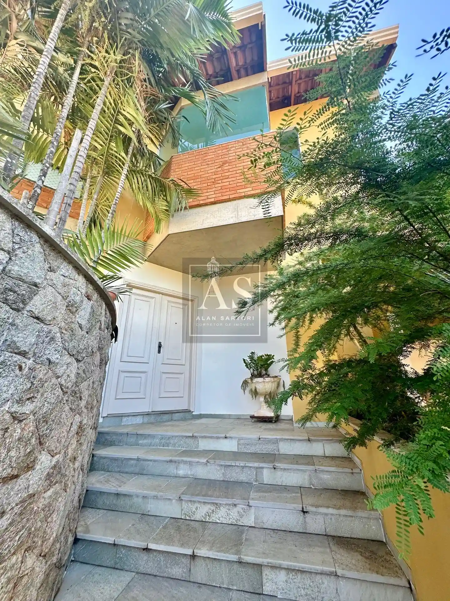 Sobrado com 4 quartos à venda, 405m² — foto 3 de 39