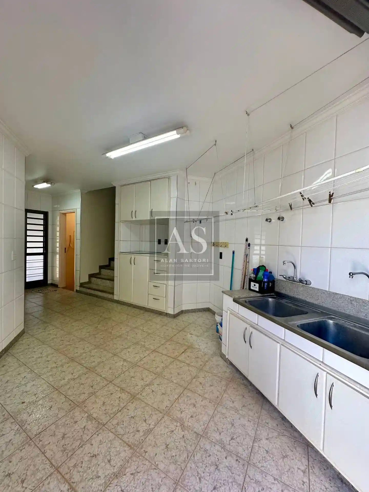 Sobrado com 4 quartos à venda, 405m² — foto 36 de 39