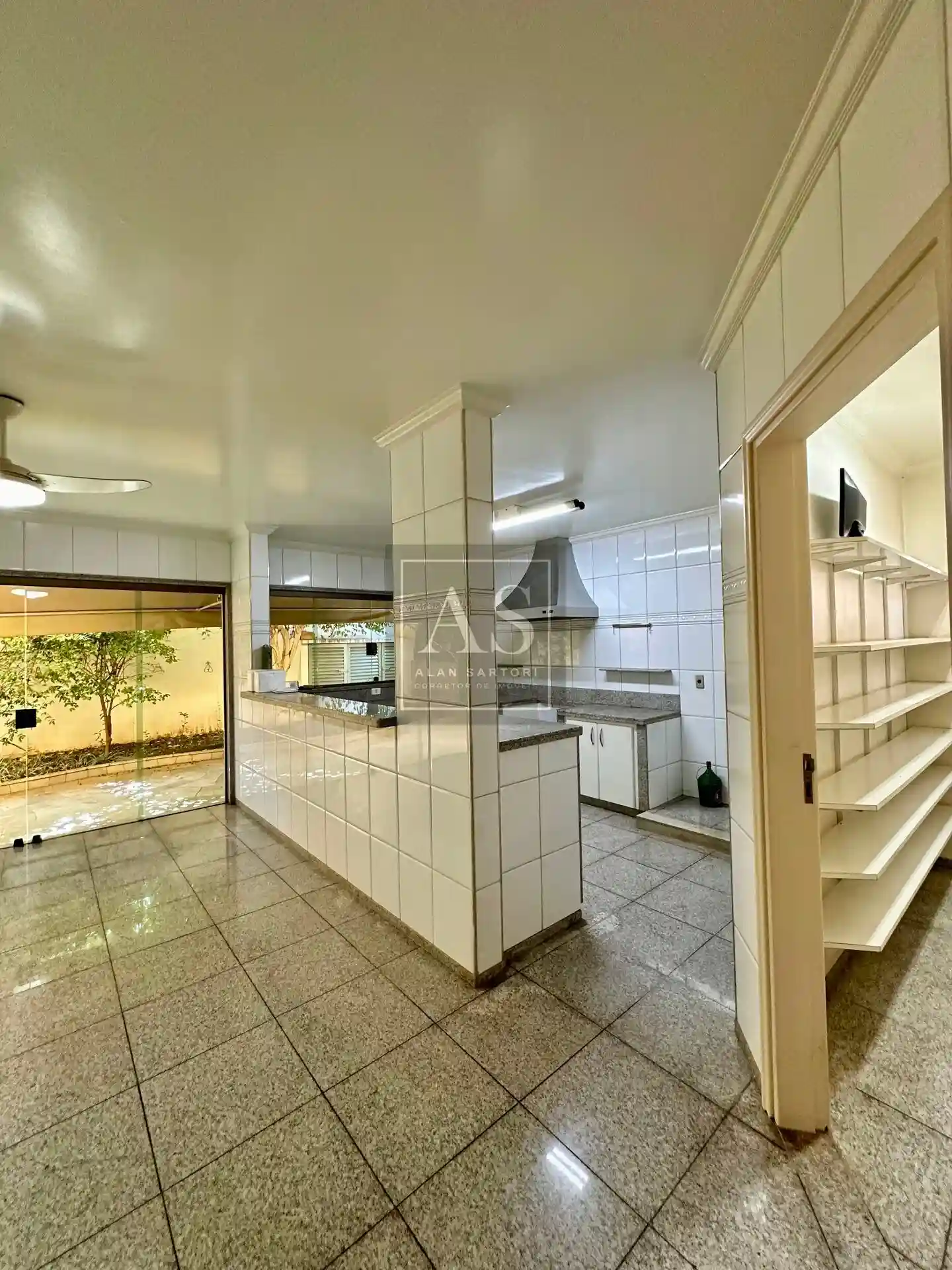 Sobrado com 4 quartos à venda, 405m² — foto 18 de 39