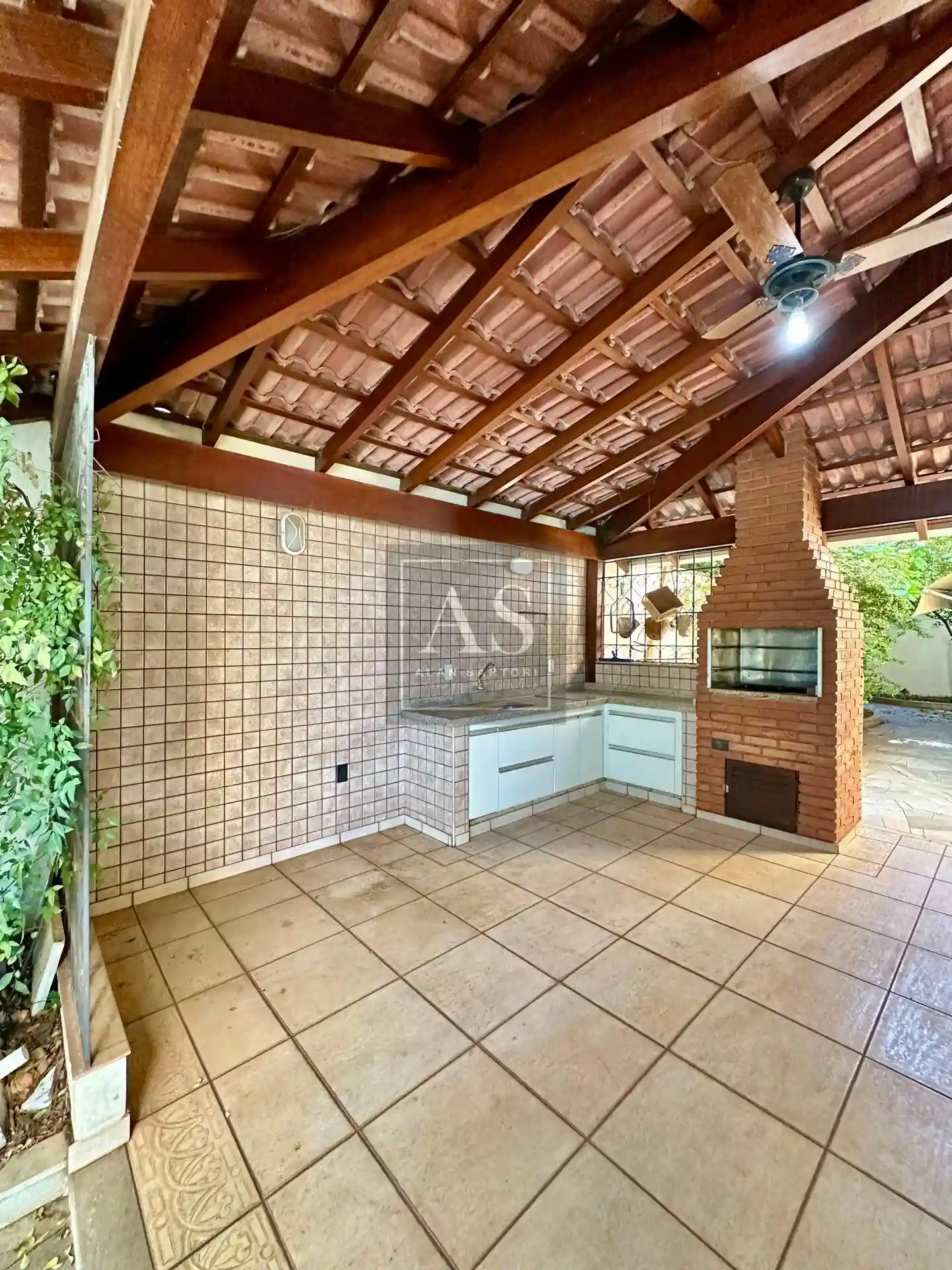 Sobrado com 4 quartos à venda, 405m² — foto 13 de 39