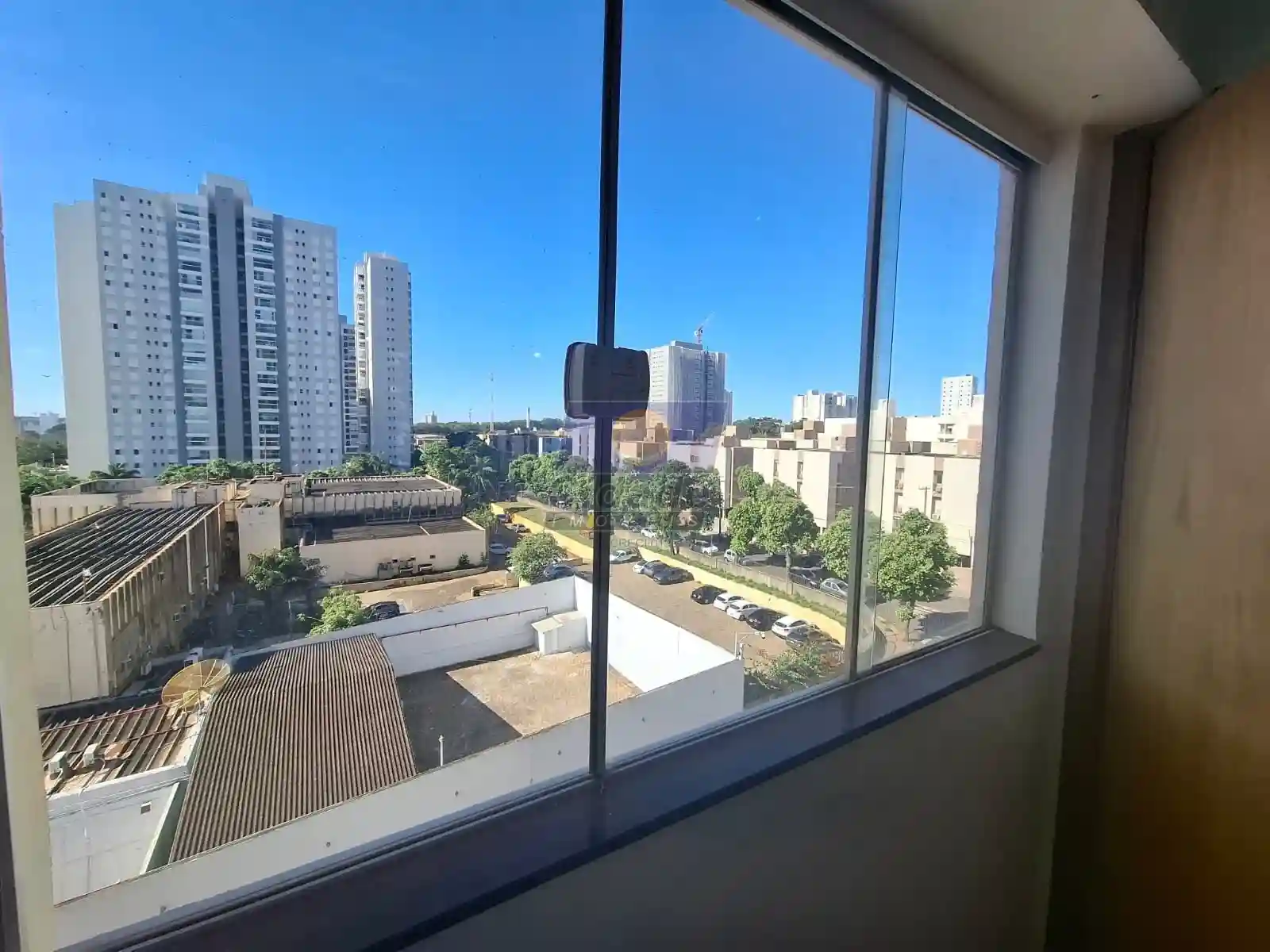 Conjunto Comercial / Sala  para aluguel, 33m² — foto 2 de 6
